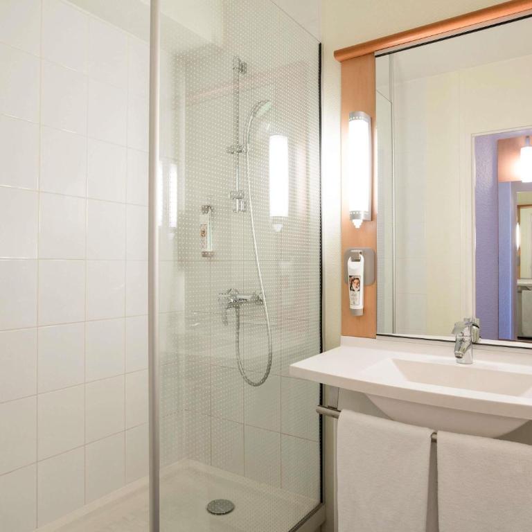 ibis Montpellier Centre Comedie - Superior Zweibettzimmer mit Sofa - 6
