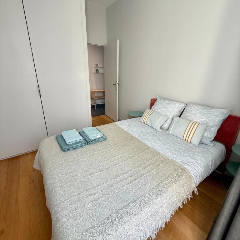 Art de Recevoir - Charmant cocon au cœur de Lyon avec vue sur Fourvière - Appartamento con 2 Camere da Letto - 15