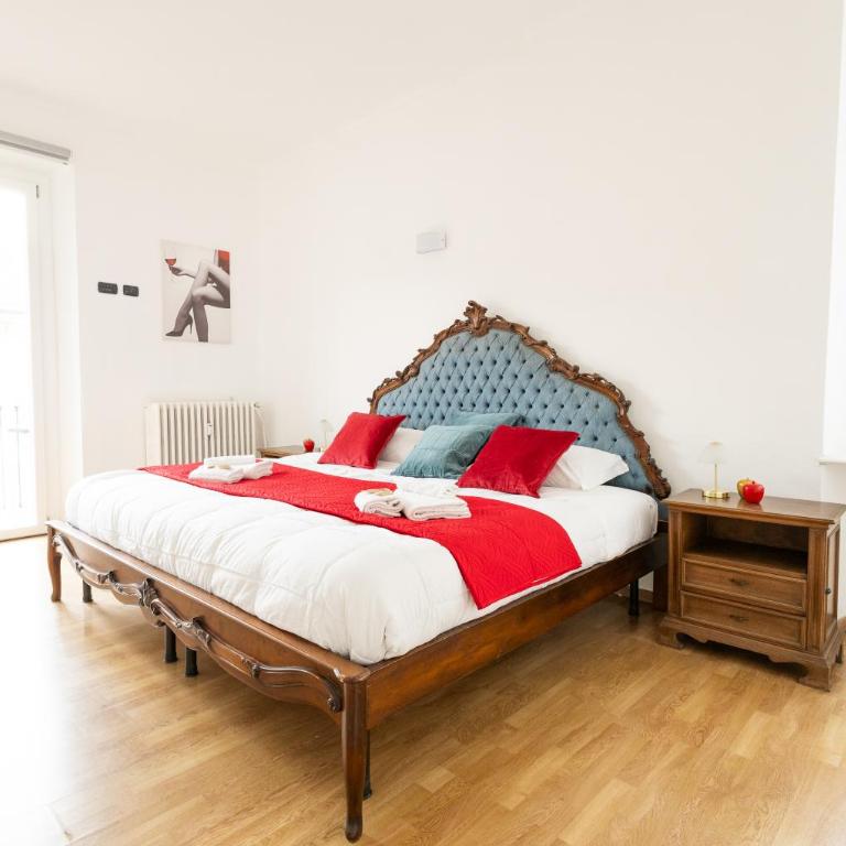 Casa Rebecca Elegant Apartment Cit Turin - Appartamento con 3 Camere da Letto - Piano Alto - 1