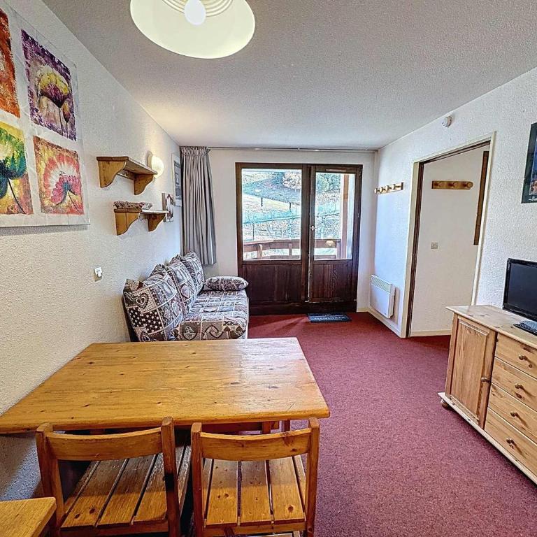 2 pièces 4 personnes, ski aux pieds, wifi gratuit, parking Les Menuires - Appartement 1 Chambre - 13