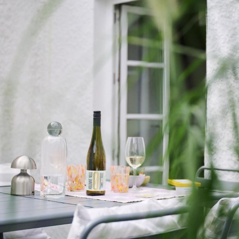 The Gaertner Hideaway - Deluxe Apartment mit Balkon und 2 Schlafzimmern - 12