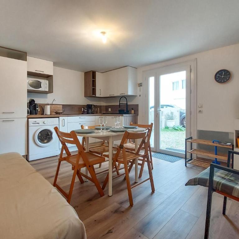 Appartement Proche Plage - Appartement 1 Chambre - 3