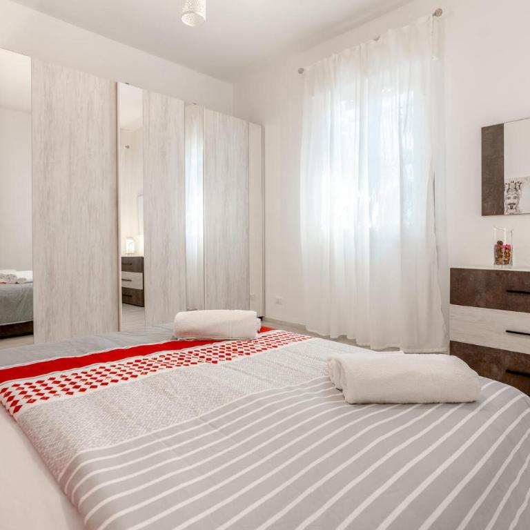 Gorgeous Home In Santa Maria Del Focall - Ferienhaus mit 5 Schlafzimmern - 9