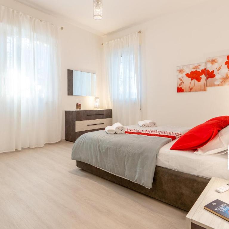 Gorgeous Home In Santa Maria Del Focall - Ferienhaus mit 5 Schlafzimmern - 7