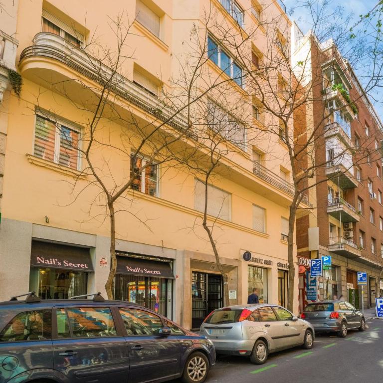 Stunning Stylish - 2BD 1BT - Chamberí - Two-Bedroom Apartment - 56