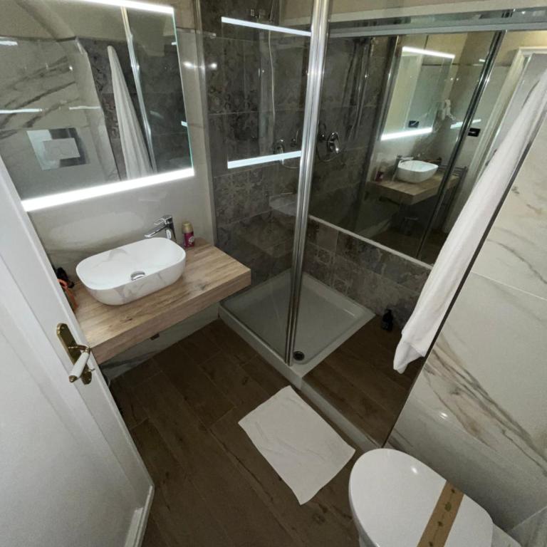 Domus Aquae Rooms & Wellness SPA - Camera Matrimoniale Piccola - 10