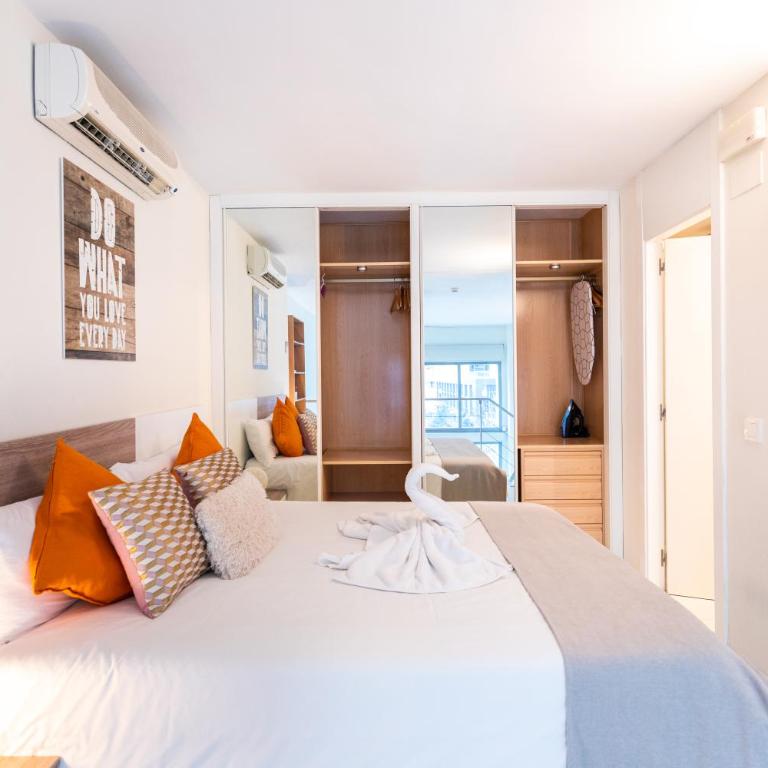 Oshun Sanchinarro Seasonal Living Lofts - Loft - 30