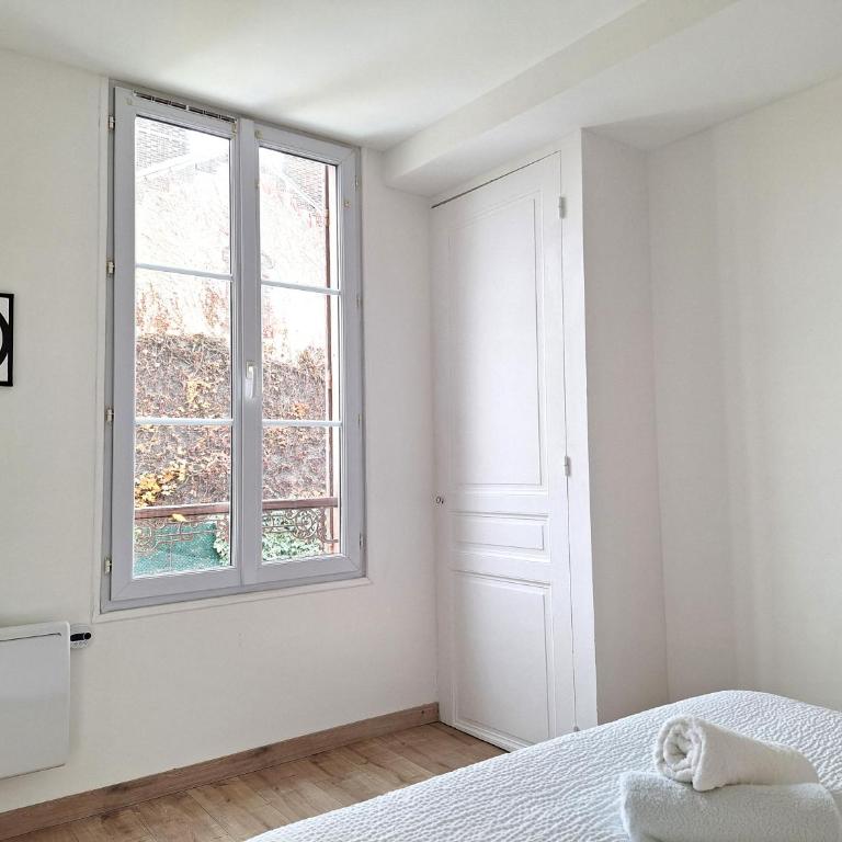 Balnéo hyper centre, Calme, Equipé, Proche gare, Wifi - One-Bedroom Apartment with Spa Bath - 9
