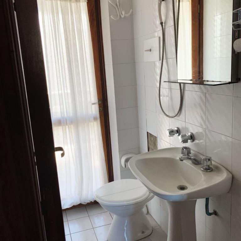 Hermoso departamento con vista al mar - 3 amb en Playa Grande - Two-Bedroom Apartment - 4