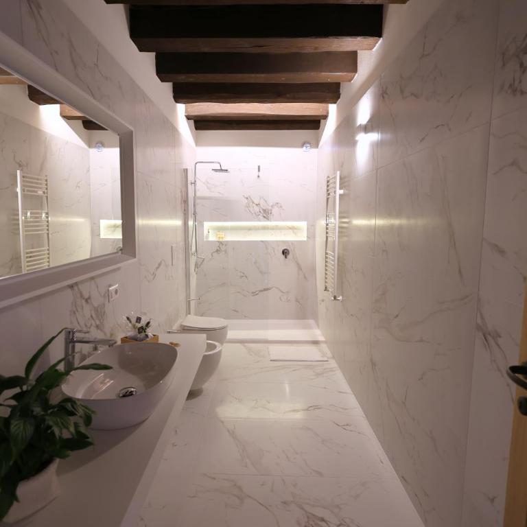 Palazzo De Gregorio - Apartments - Appartamento Deluxe - 2