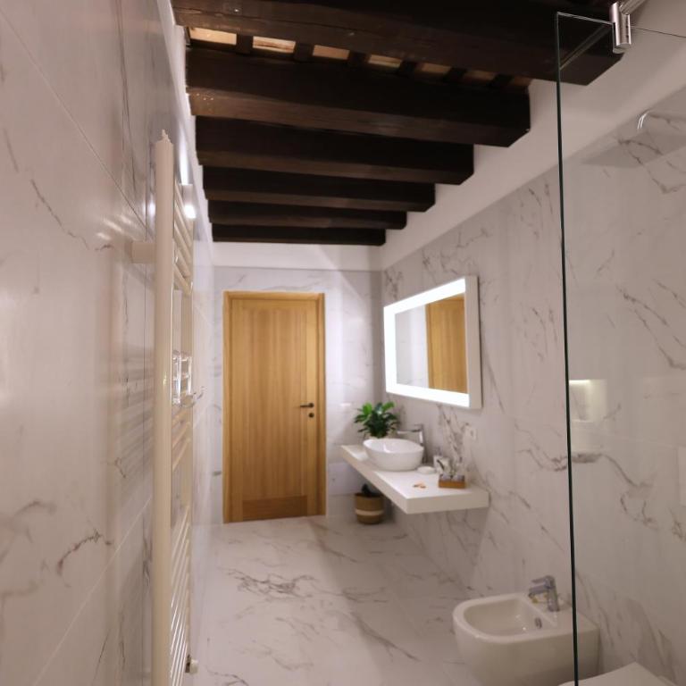 Palazzo De Gregorio - Apartments - Appartamento Deluxe - 4