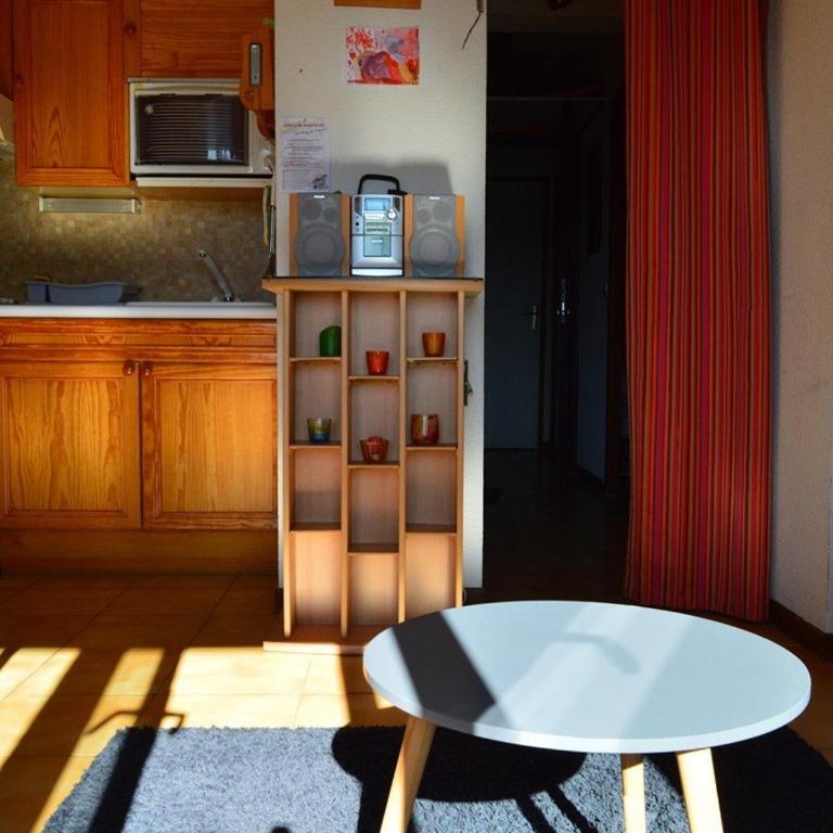 Appartement calme centre station avec parking - FR-1-593-41 - Studio - 10