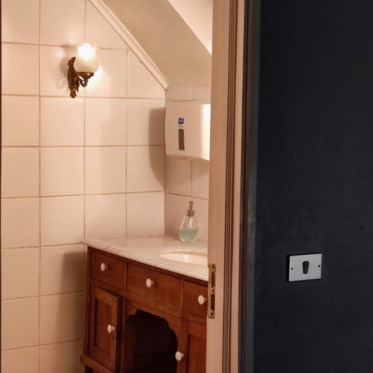 Hotel CR Providencia - Double Room with Private Bathroom - 19
