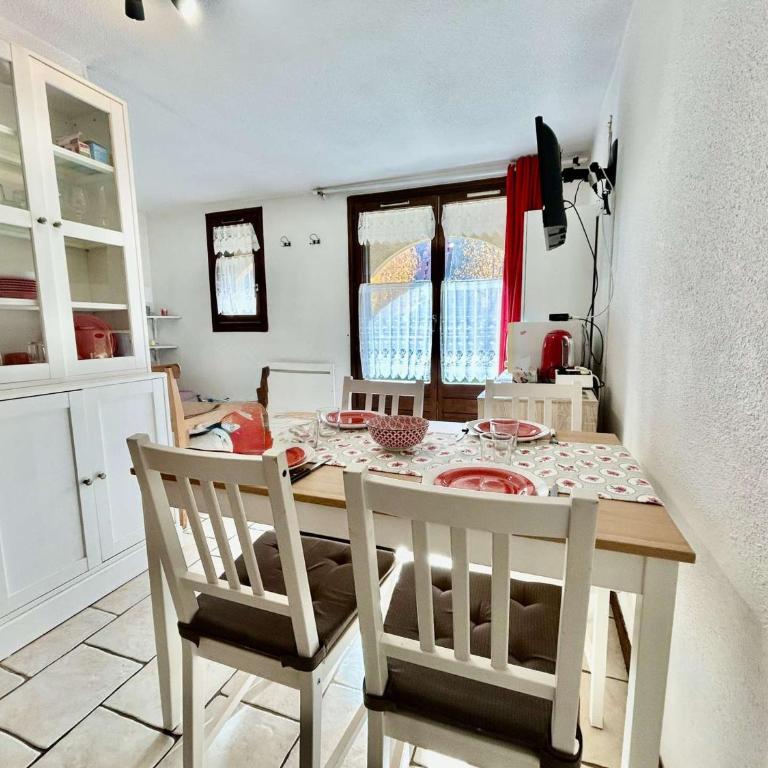 Studio 4 pers. rénové avec parking, à 500m des pistes - La Salle-les-Alpes - FR-1-330F-143 - Appartement (4 Adultes) - 17
