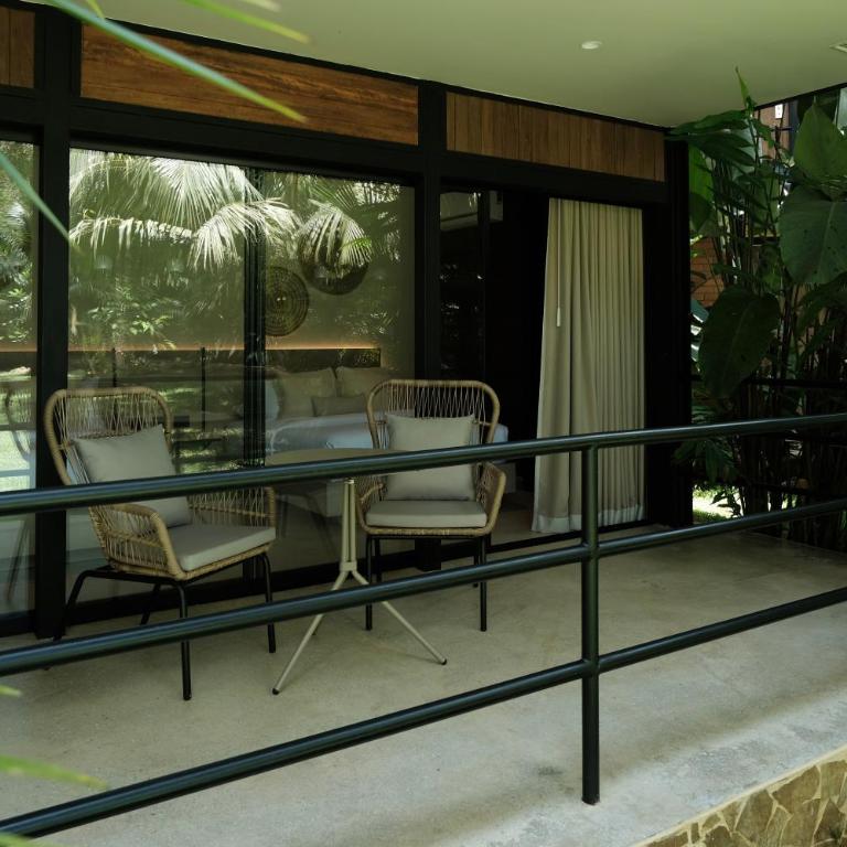 Isla Clara Hotel - Deluxe Double Room with Two Double Beds - 5
