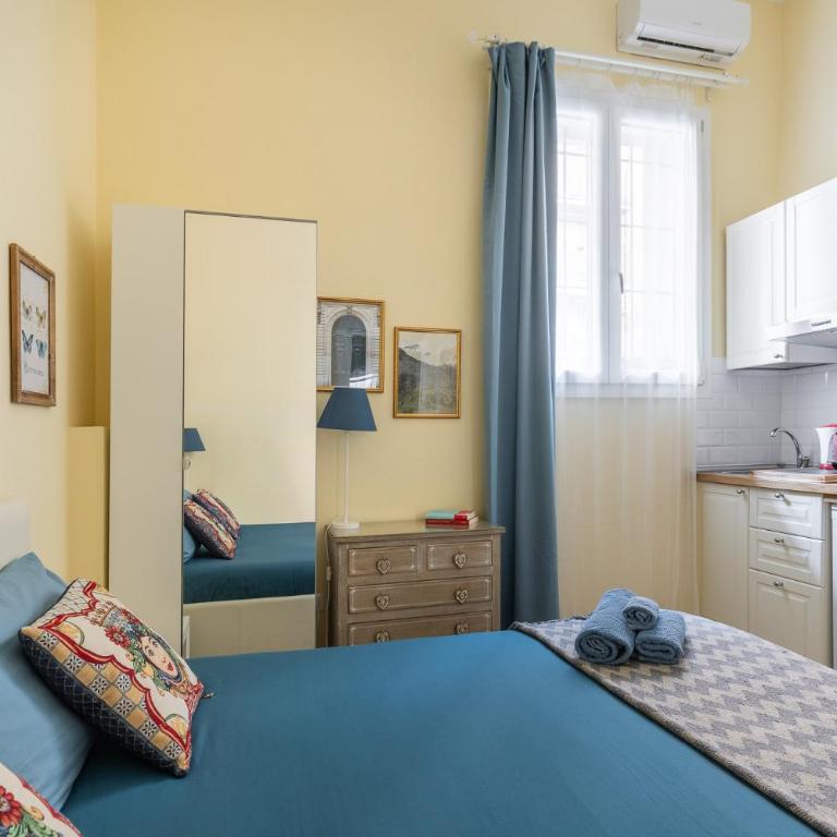 BolognaFiera - Double Room with Private Bathroom - 7