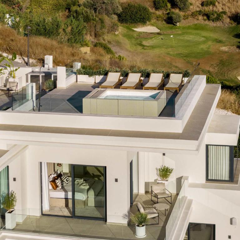 Villa Resina Luxury Gym Cinema Sea Views - Villa - 31