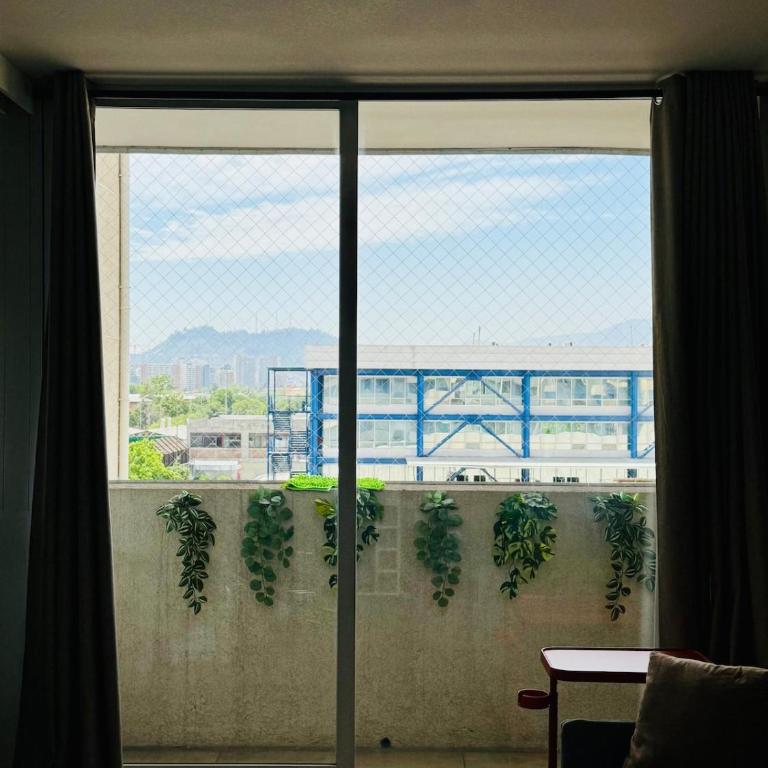 Departamento con Piscina y Parking, a Pasos del Estadio Nacional, Metro y Campus Universitario San Joaquín - One-Bedroom Apartment - 23