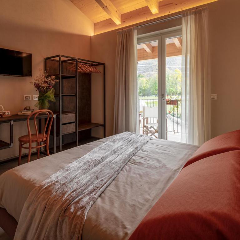Casa Margherita Camere & Benessere - Camera Matrimoniale con Vista Montagna - 3
