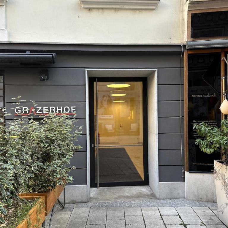 Grazerhof - Doppelzimmer mit eigenem Bad - 12