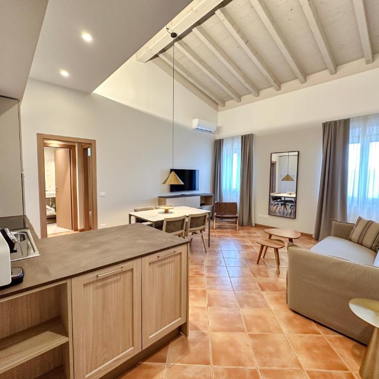 Castello Belvedere Apartments - Appartamento con 1 Camera da Letto e Vista Lago - 2