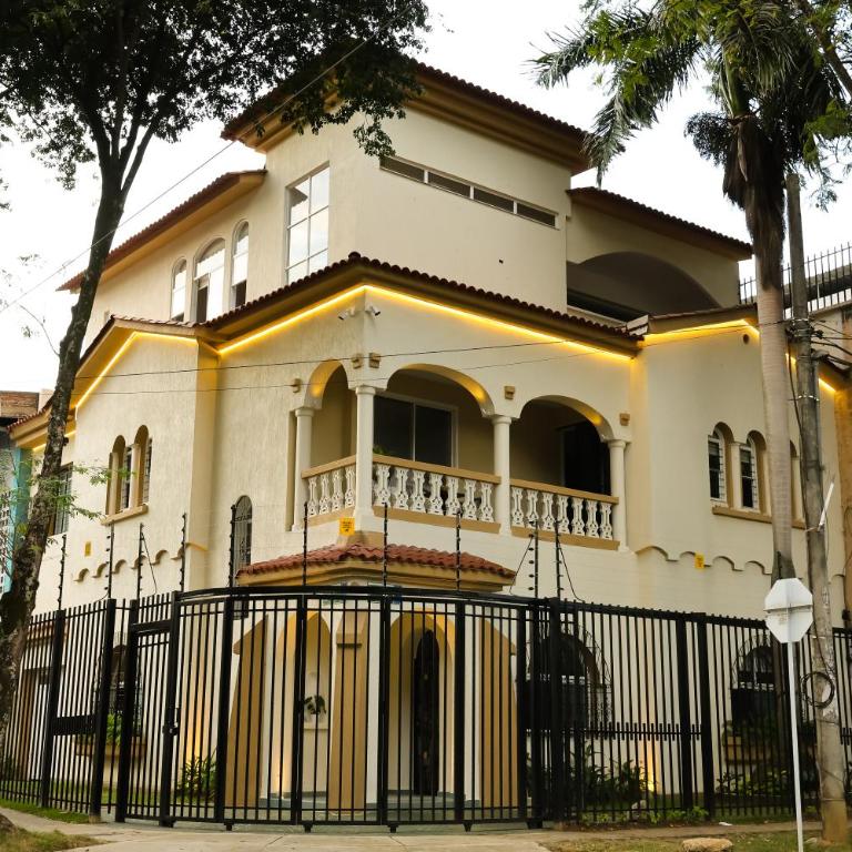 Casa del Viento 102 - Two-Bedroom Apartment - 1