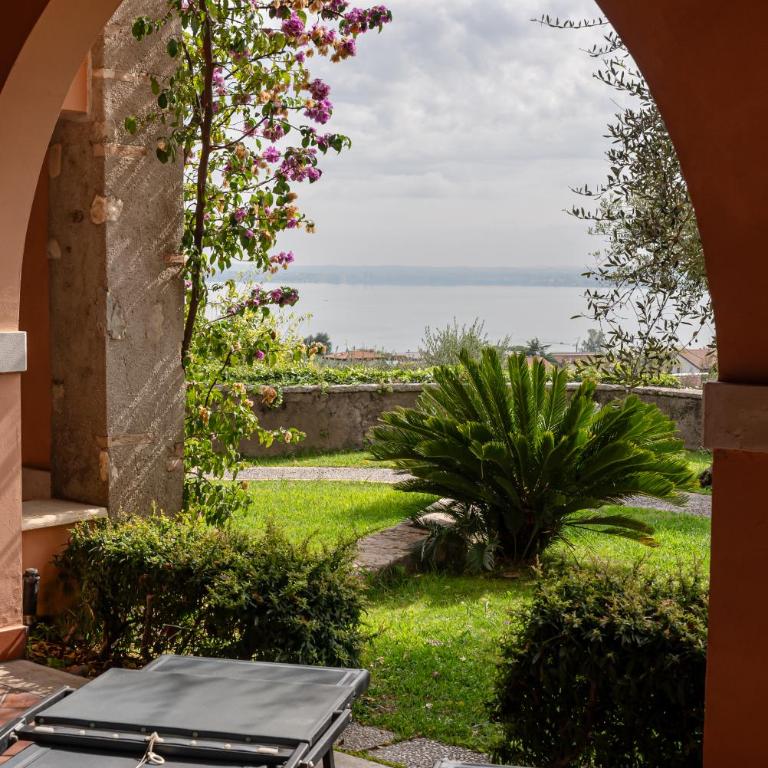 Castello Belvedere Apartments - Appartamento Familiare con 2 Camere da Letto, Balcone/Terrazza e Vista Lago - 5