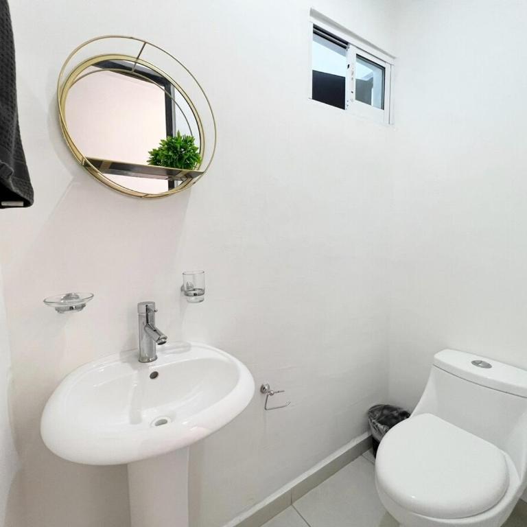Departamento Moderno Negr0 Caramel 3 Min Malecón - Three-Bedroom Apartment - 13