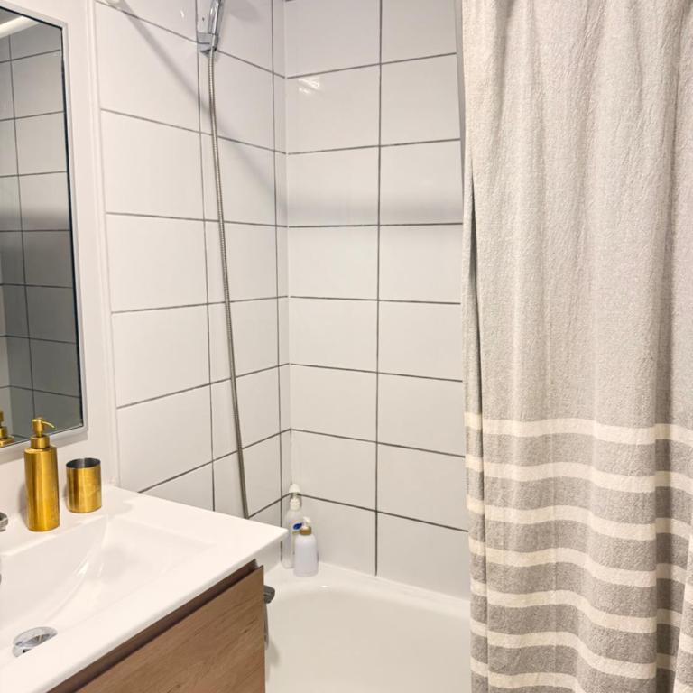 Departamento Boutique, Familiar 5 personas - Three-Bedroom Apartment - 7