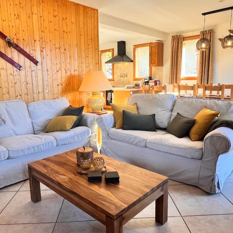 Chalet Le Sabot by OzAlpes - Sauna - 90m télécabine - parking privé - Maison de Vacances - 14