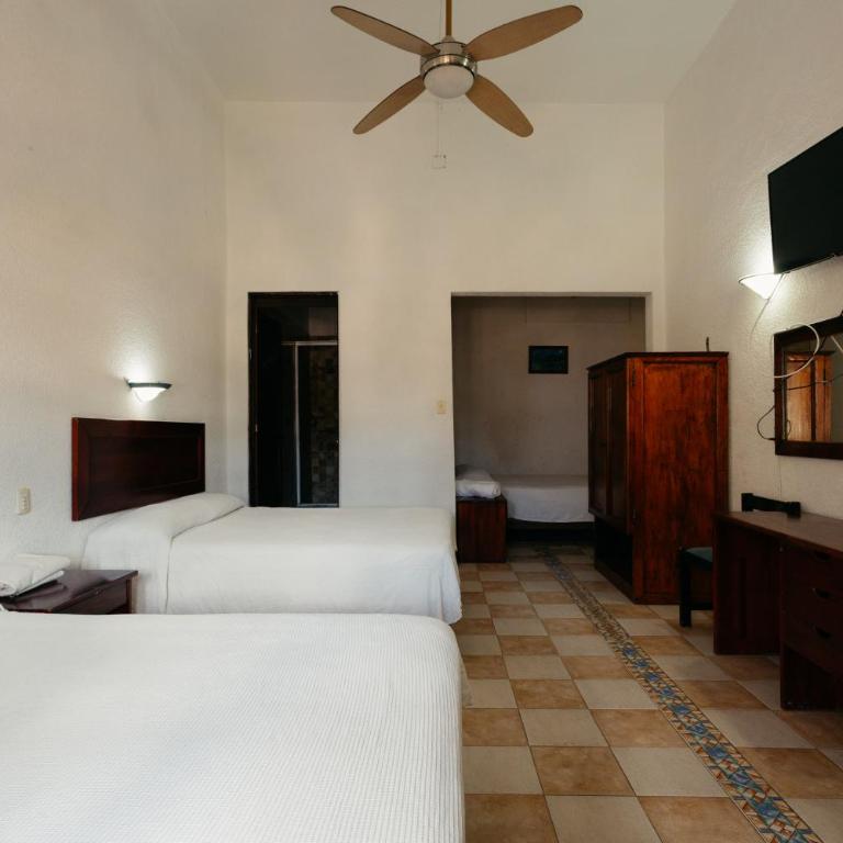 Hotel Nueva Antequera - Familiensuite mit Balkon - 9