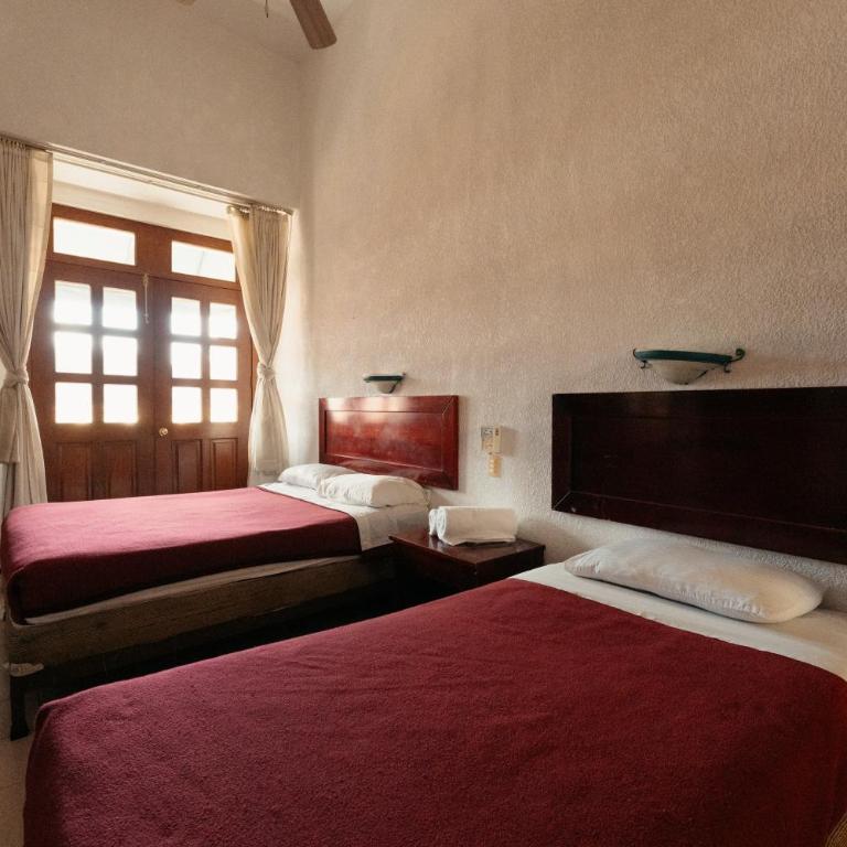 Hotel Nueva Antequera - Basic Dreibettzimmer - 20