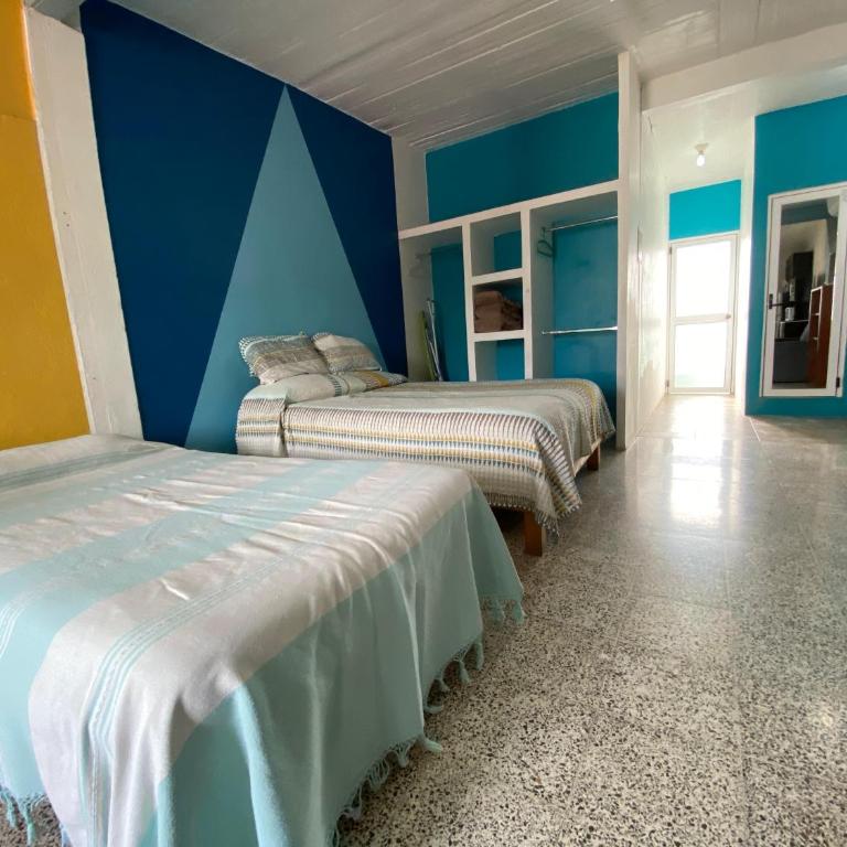 Casa Magro depto para 6 - Habitación Familiar con balcón - 13