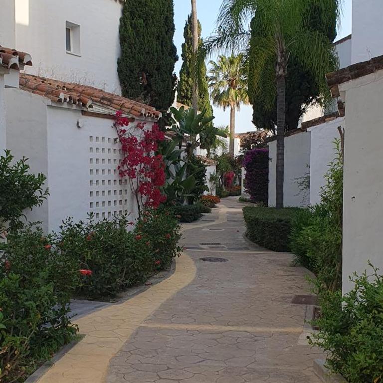 Bahía de Marbella Vistas al Mar - Two-Bedroom Apartment - 14