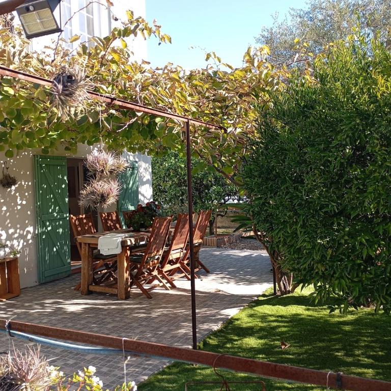 Bas de villa , coin détente extérieur et parking - Apartamento de 1 dormitorio - 23