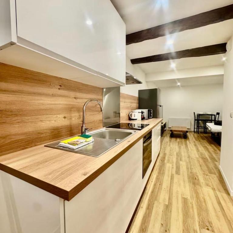 Jolie studio - 2 personnes - Saint laurent du Var - Standard Apartment - 1