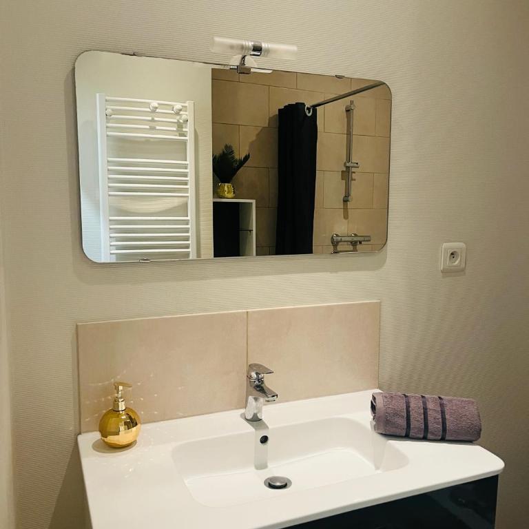 Le 5 - Spacieux 3 pièces Caen Centre Le Port - Apartment mit 2 Schlafzimmern - 15