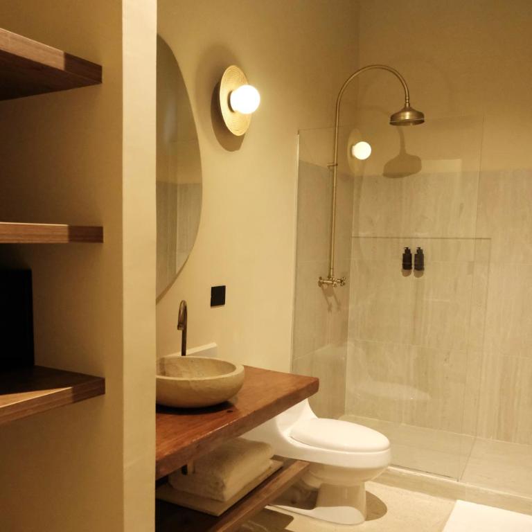 Isla Clara Hotel - Suite with Garden View - 4