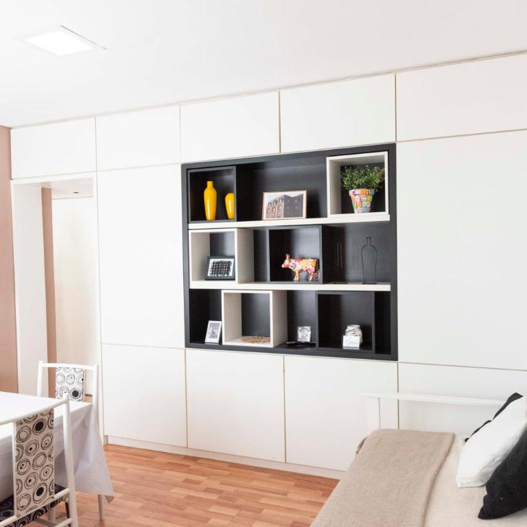 NUEVO dos ambientes a UNA cuadra del mar sobre AV COLÓN - Apartamento de 2 dormitorios - 31