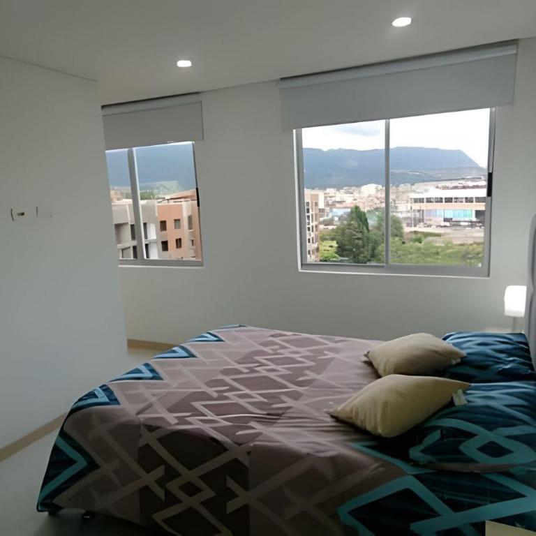 Ejecutivo con vista natural, Parking, Wifi, Cajicá - Apartment with Mountain View - 6