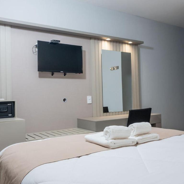 Papalo Resort Hotel - Standard Triple Room - 4