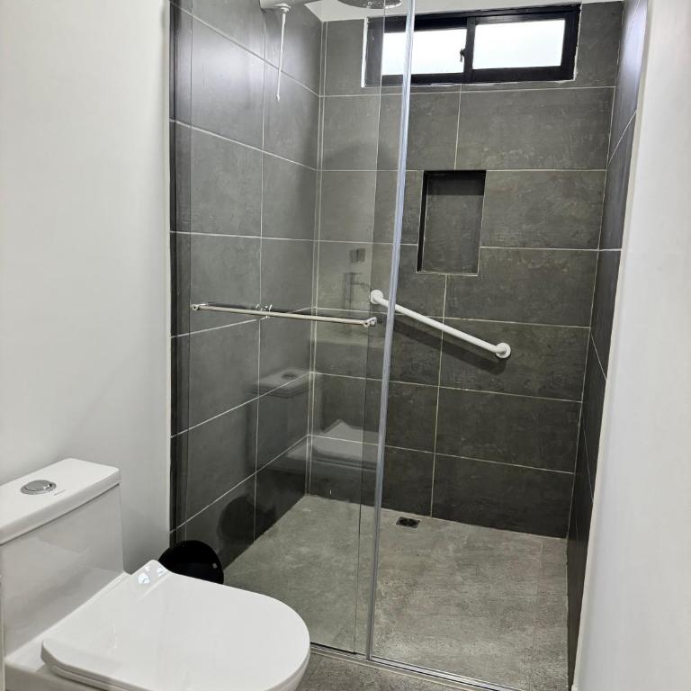 Mestiza Hospedaje familiar - Habitación Cuádruple con baño privado - 2