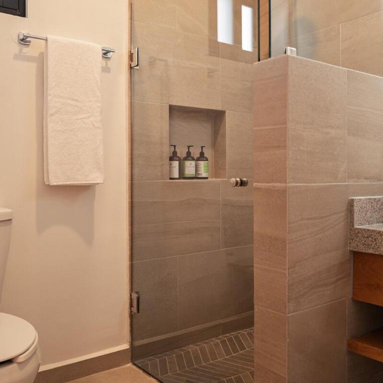 Palma Suite 302 in Downtown La Paz Downtown 2BR Suite with Parking & Pool - Two-Bedroom Apartment - 27