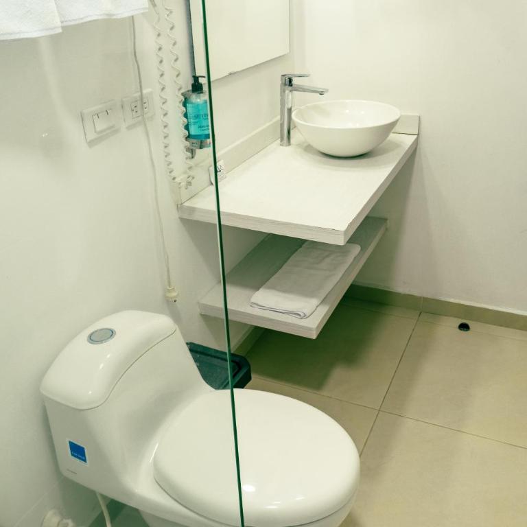 Hotel Los Recuerdos - Junior Suite with Balcony - 5