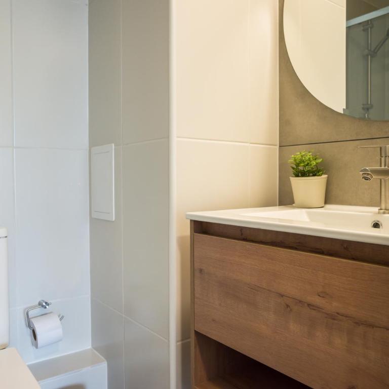 8550 Las Condes Suites by Andes STR - Two-Bedroom Family Apartment - Parking Included - 3