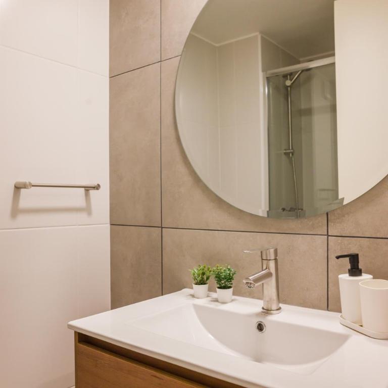 8550 Las Condes Suites by Andes STR - Studio with Balcony - Parking Included - 2