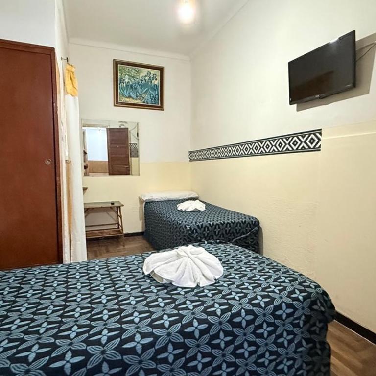 Hotel Nueva Marbella - Habitación Doble con baño privado - 1 o 2 camas - 2