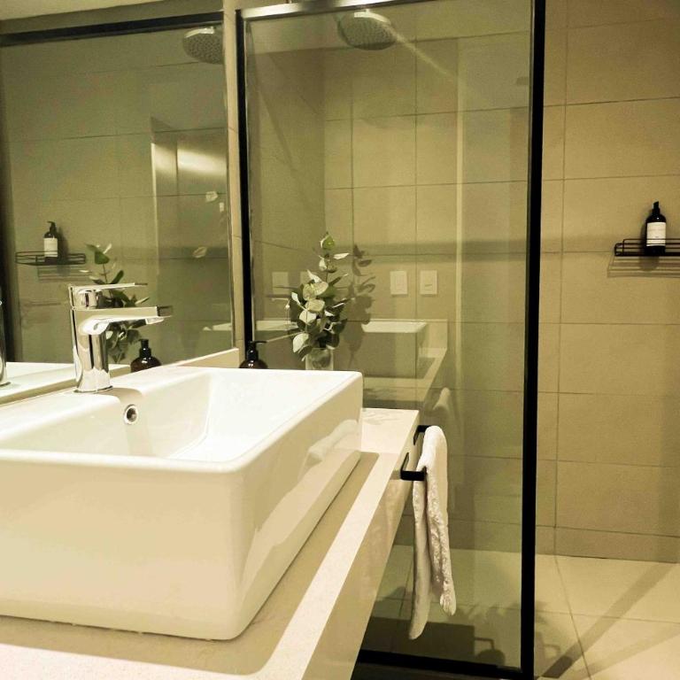 RentUp - Moderno y Luminoso Studio Premium con Amenities en el corazon de Buenavista - Estudio - 35