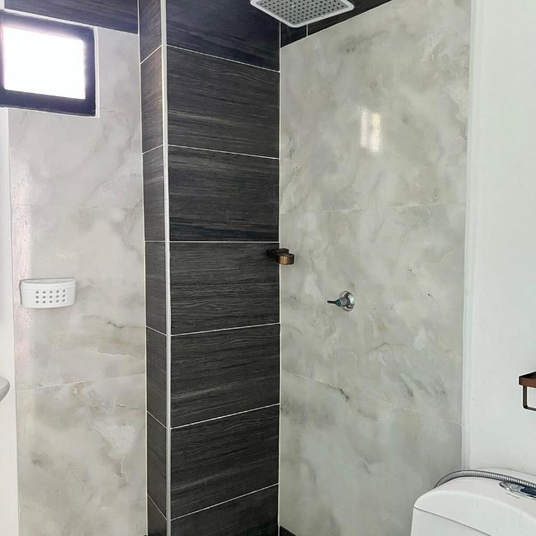 Casa frente al mar en la montaña - Casa de 3 dormitorios - 53