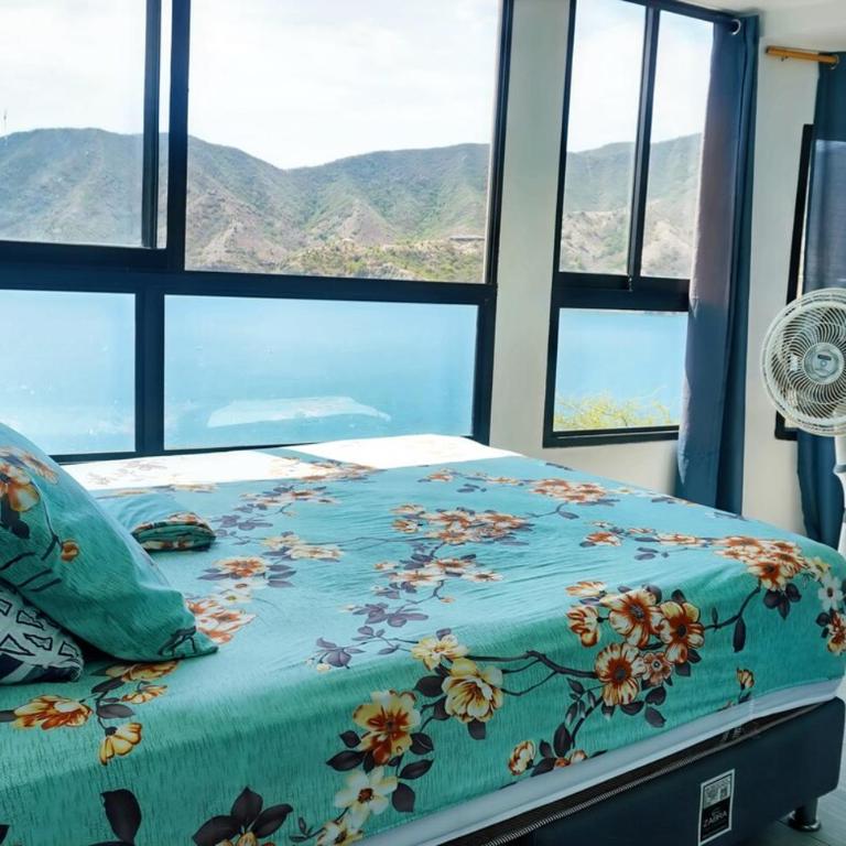 Casa frente al mar en la montaña - Casa de 3 dormitorios - 1